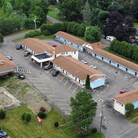 Parkway Inn Vestal Exterior foto